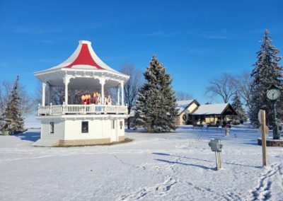 Crisp snow! - Wisconsin, USA by Coy.jpg
